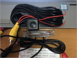 https://www.mycarforum.com/uploads/sgcarstore/data/1/W211 Merc Nos Plate Cover With Reverse Camera_74305_1_crop.jpg